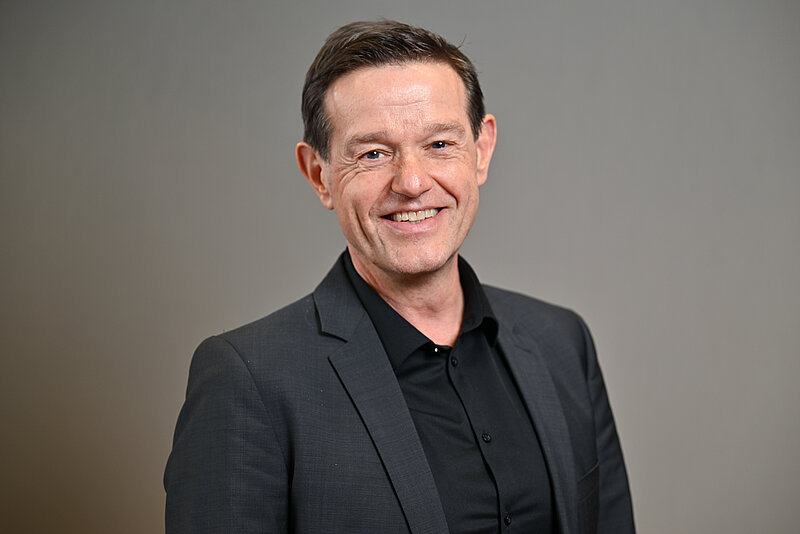 Univ.-Prof. Dr. med. Elmar Stickeler